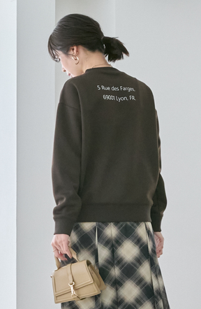 EC限定　軽量ボンディングバックラメロゴプルオーバー