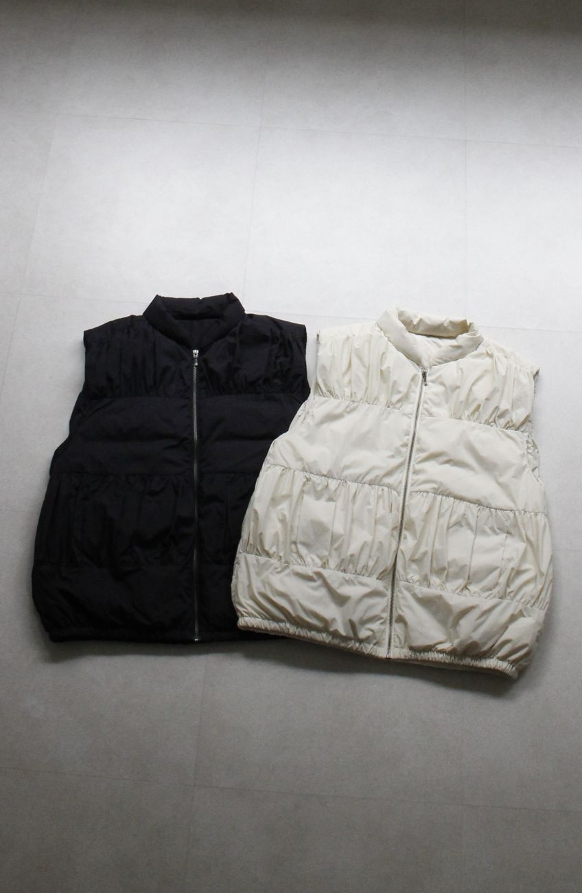 ティアードギャザーピュアダウンベスト