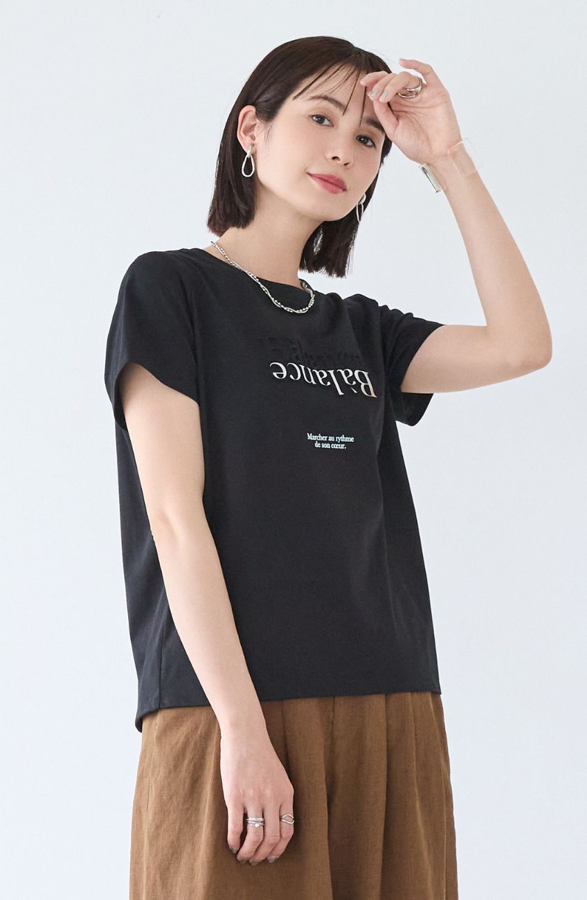 ドライコットンエンボス×箔ロゴTシャツ